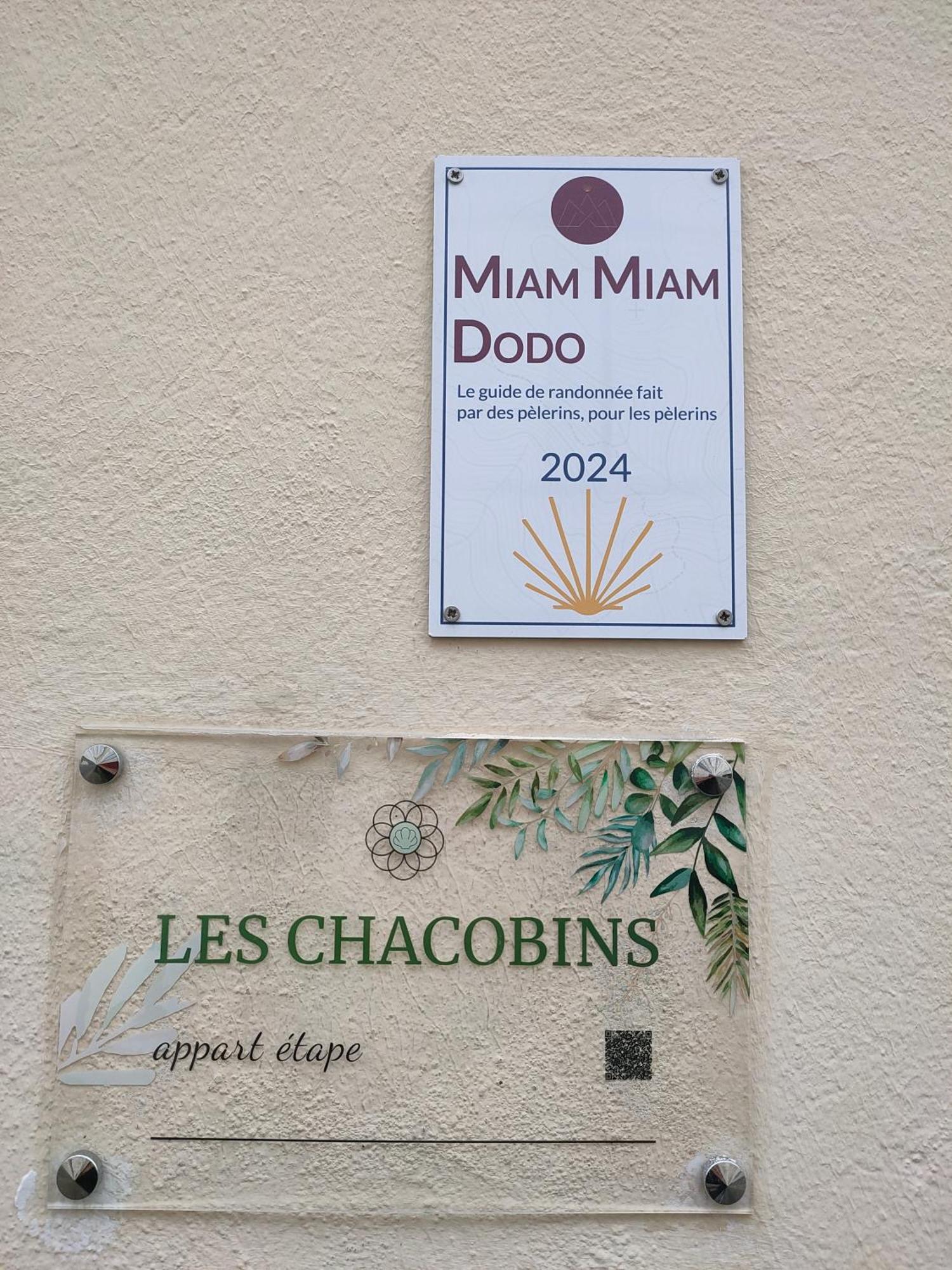 "Les Chacobins" - Appart'Etape Avec Garage Velos La Réole Quarto foto